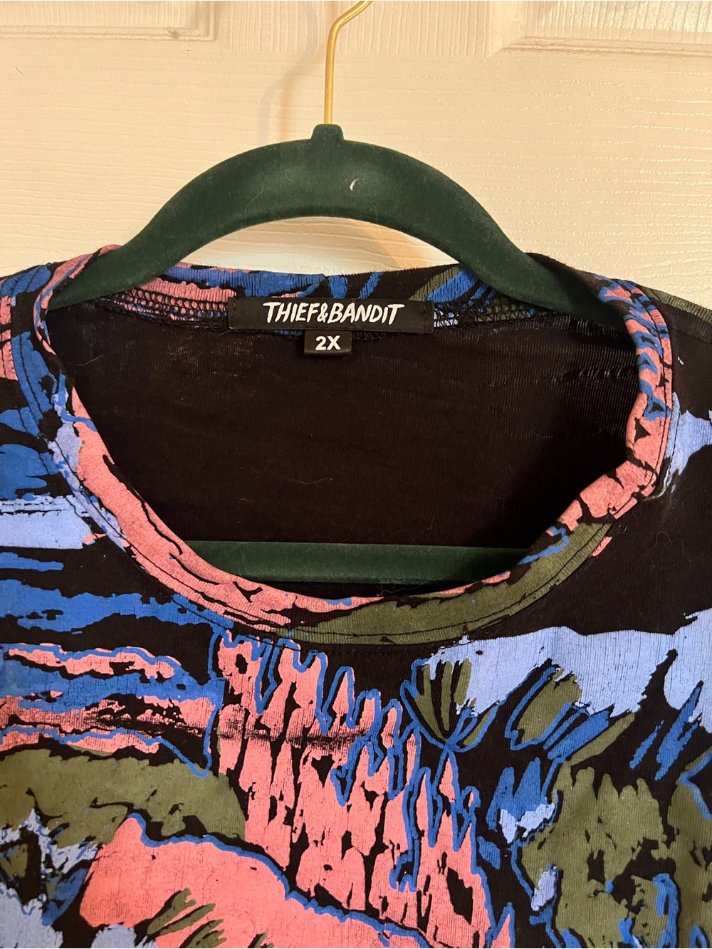 Thief & Bandit tee - Picture 2 of 4